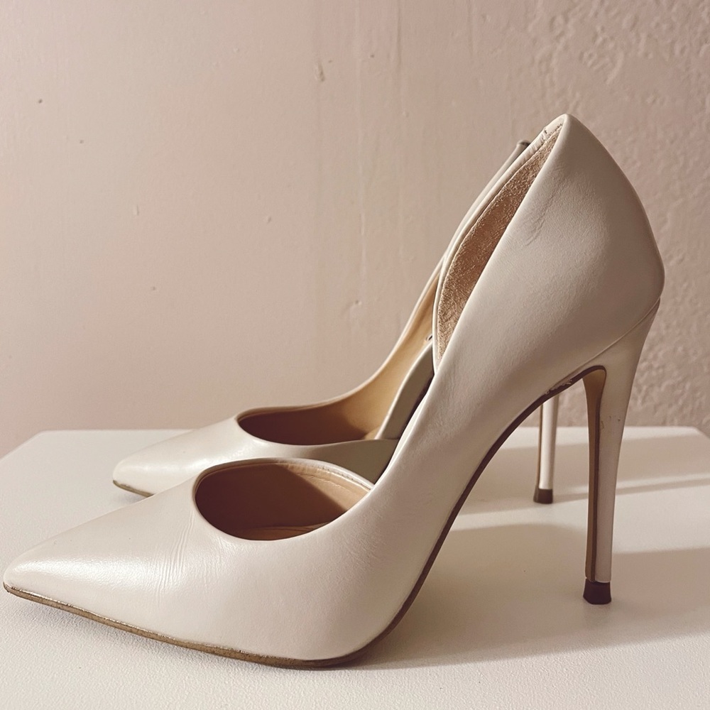 NEW Steve Madden Felicity Bone Lea Pumps Size 6.5